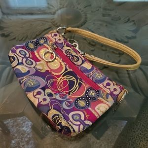 Coach Poppy Pop C Wristlet